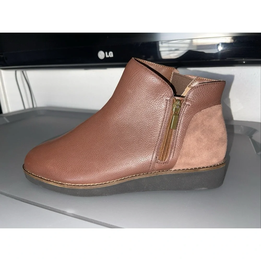 SoftWalk Wesley Ankle Boots Brown Leather, Women's 11W ‎ New